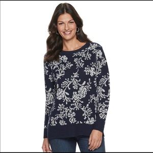 New/never worn Croft and Barrow navy sweater